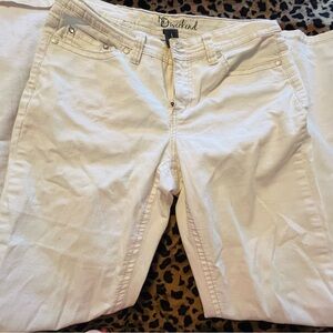 Weekend Women's White Jeans